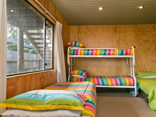 Whakaipo Views - Taupo Holiday Home