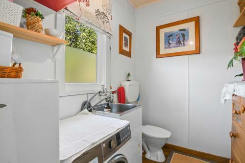 Silkwood Cottage - Richmond Holiday Home