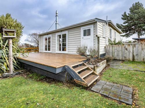Old Railway Cottage - Ohakune Holiday Home