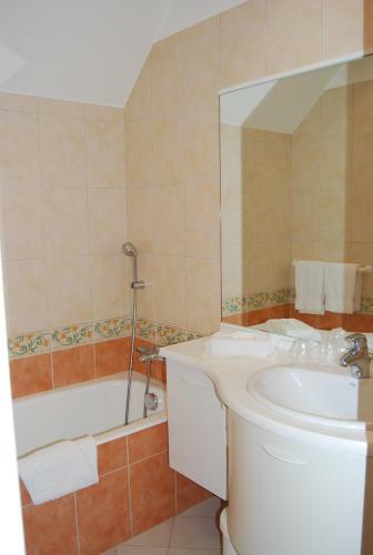 Hotel H�tel Auberge de La Motte Jean