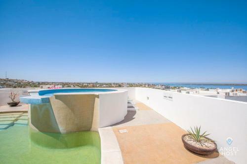 Apartamento Couples Oceanview Getaway Near Malec�n Plus Pool Onsite