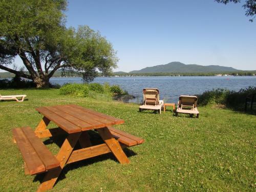 Apartamento Superbe Condo Bord de L'eau � Magog
