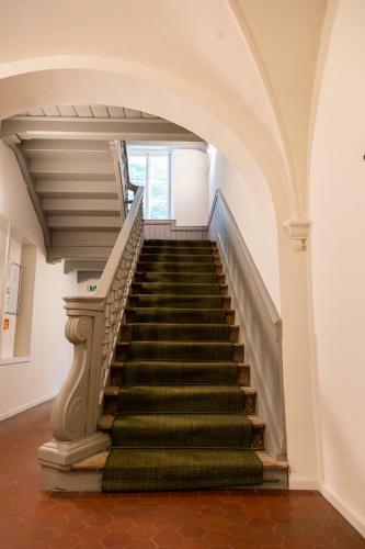 Apartment In Historischer Villa Mit Parkplatz