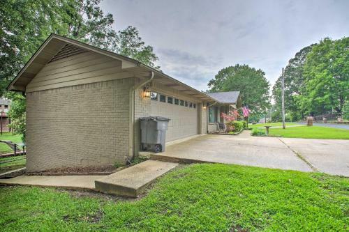 Charming Hot Springs Retreat With Boat Dock!