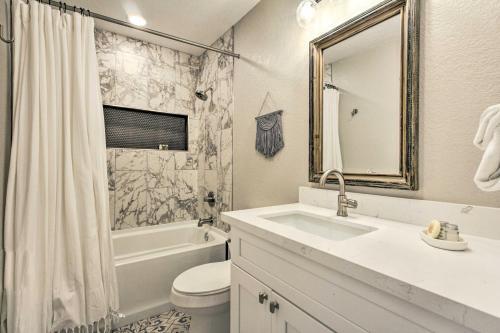 Chic Scottsdale Home With Private Heated Pool!
