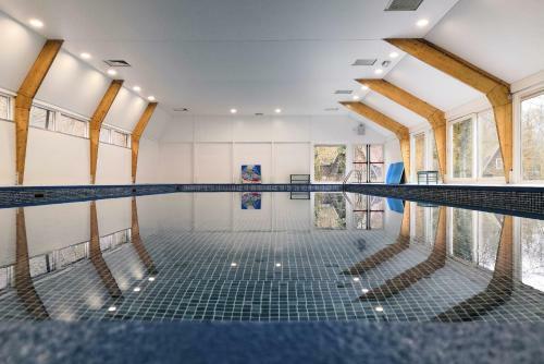 Bungalow / Chalet 218 Durbuy Ardennes Wifi / Pool