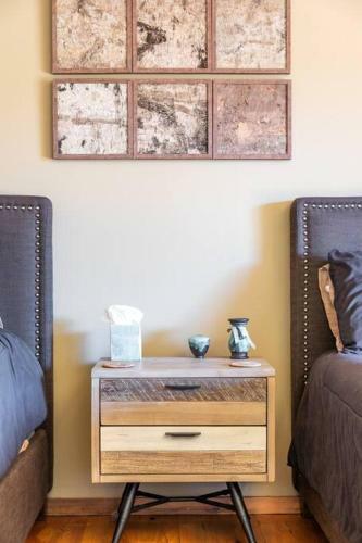 Nena's Nook Moonridge Log Mansion