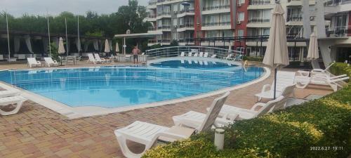 Apartment In Emberli Aparthotel