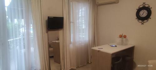 Apartment In Emberli Aparthotel