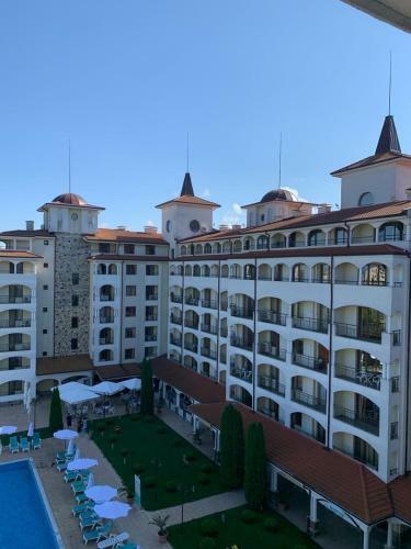 Obzor Sunny Holiday Apartament