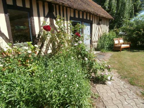 Bed & Breakfast Aux Pommiers De Livaye