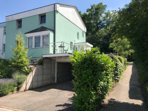 Villa Charmantes Waldrandhaus Mit Grossem Privatem Garten