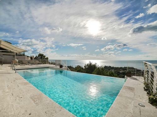 Luxurious Villa In Altea Hills