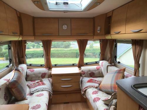 Stunning Caravan - Y Dryll Bach Beddgelert