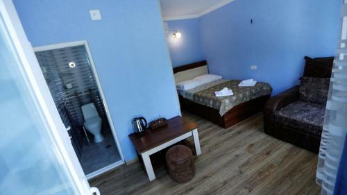 Hostal Lilia Guesthouse
