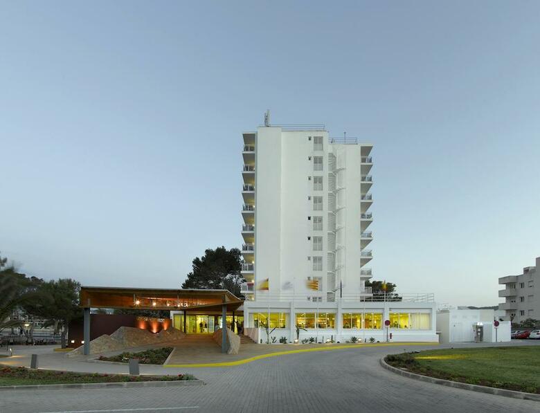 Am�re Beach Hotel Ibiza - Adults Recommended