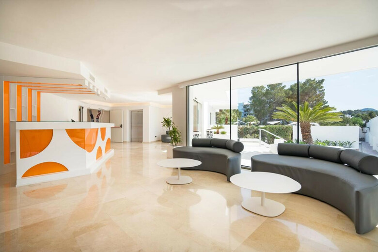 Apartamentos THB Naeco Ibiza - Adults Only