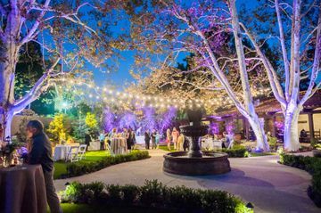 Hotel Beverly Garland Holiday Inn Un