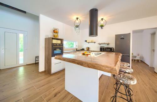 Villa Green Pearl