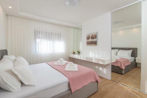 Brand New Luxury Villa Lukas & Private Pool