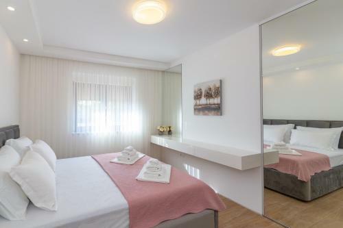 Brand New Luxury Villa Lukas & Private Pool