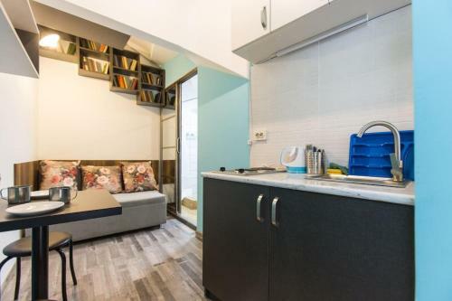 Understair Apartment In Tbilisi Center