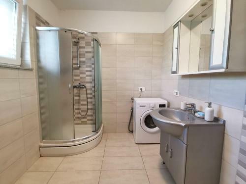 Leun Apartmani Kostrena