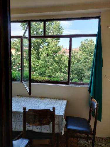 2 Bedroom Apartment Close To The Exit Festival