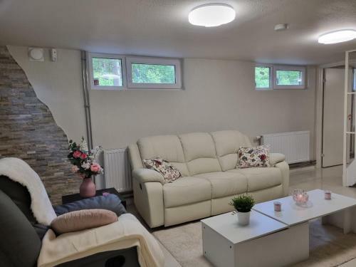 Apartamento Moonlight - Trevlig K�llarl�genhet