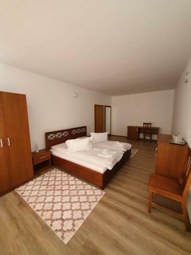 Hostal Pensiune Restaurant Cosna