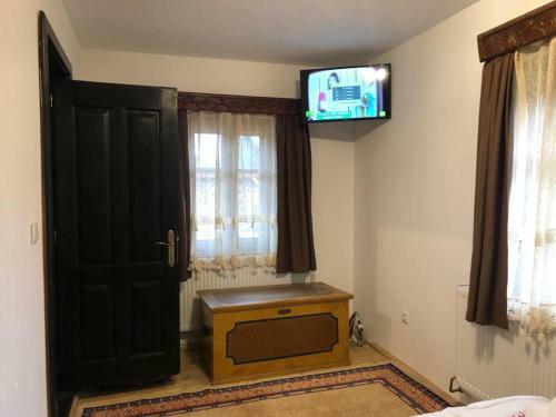 Casuta Vanatorului Campulung Moldovenesc