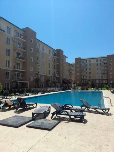 Apartamento Lovely 1-bedroom Unit Rental With Pool