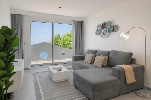 Intelsol Calheta Apartments By An Island Apart