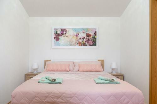 Apartments Milok