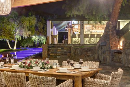 Buccara Willow Slopes Lodge