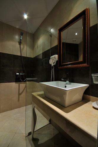 City Art Boutique Hotel