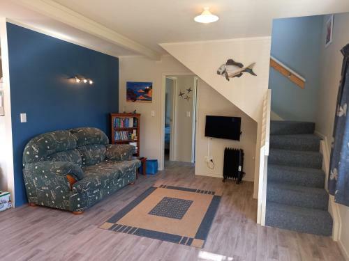 Palm Retreat - Matarangi Holiday Home