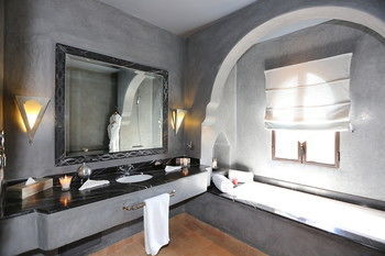 Riad Al Mendili Kasbah Private Resort & Spa