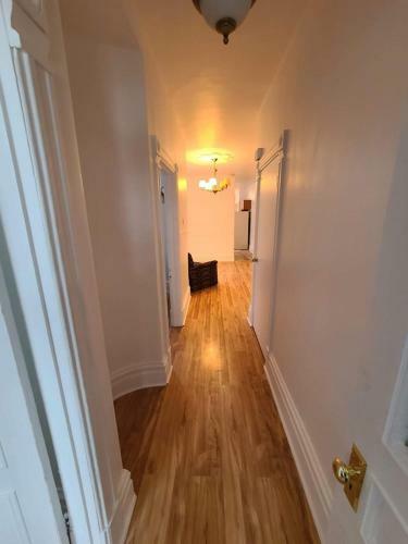Pet Friendly  Tv + Netflix  Room C