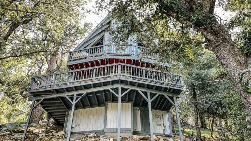 Crestline Luxury All-suite Retreat With Lakeview