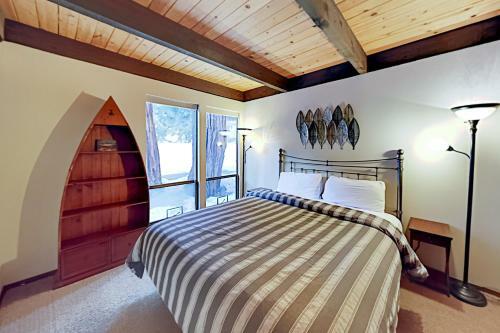 Kingswood Village 57