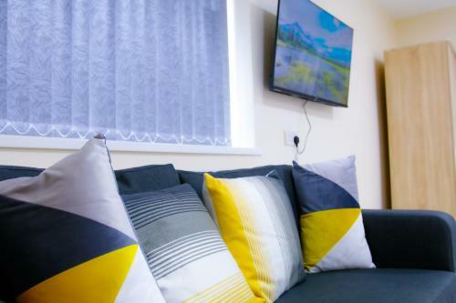 Apartamento City Road Birmingham Studios From Oofy With En-suites