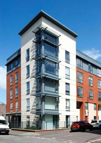 Deluxe Townhouse Next To Cabot Circus