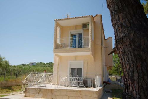 Villa Elina By Golden Residence