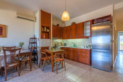 Comfortable Apartment For 3 Ppl With Sea View