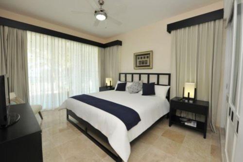 Aparthotel Watermark Luxury Oceanfront Residences