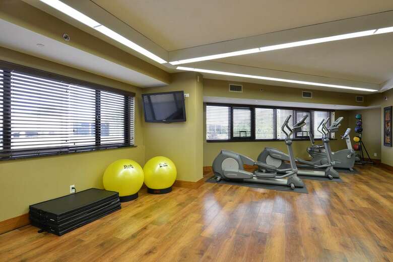 Best Western Premier Waterfront Hotel & Convention Center
