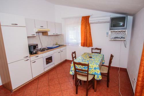 Apartments Mugeba