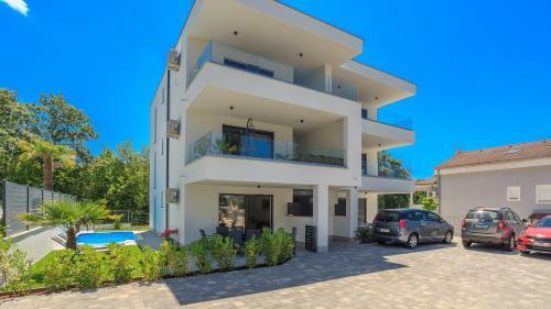 Luxury Apartment Larissa