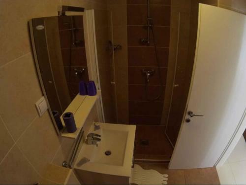 Apartment In Njivice - Insel Krk 42627